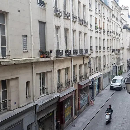 Apartment Hostnfly - Magnificent Bright, Spacious Apt Near The Halles Paris