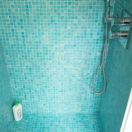 Hostnfly - Magnificent Bright, Spacious Apt Near The Halles * Paris